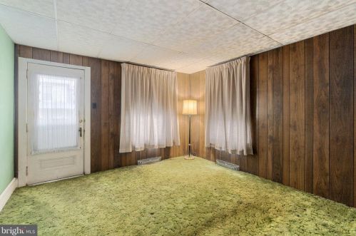 1210 Philadelphia Ave, Gilbertsville PA  19525-9573 exterior