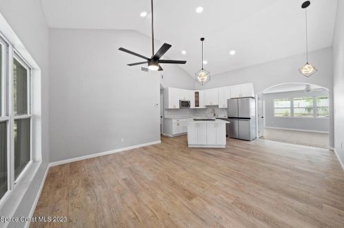 2224 Iona Dr, Cocoa, FL 32926-5610