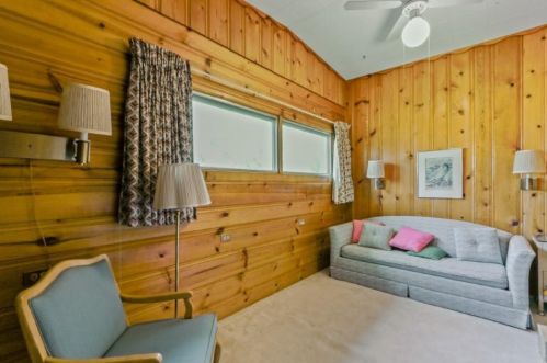 1750 Summit Dr, Lake Geneva WI  53147-1638 exterior