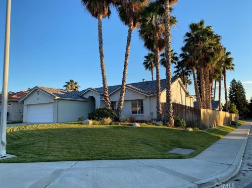 11001 Fangio Ct, Bakersfield, CA 93306-8303