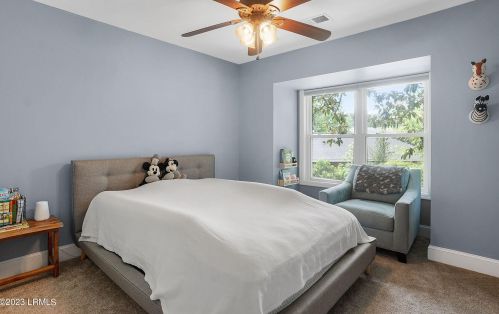 989 Dowlingwood Dr, Beaufort SC  29902-6323 exterior