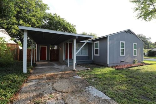 2945 Andrea Ln, Dallas TX  75228-3509 exterior