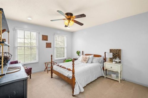 5802 Longview Cir, Bridgeville PA  15017-1277 exterior