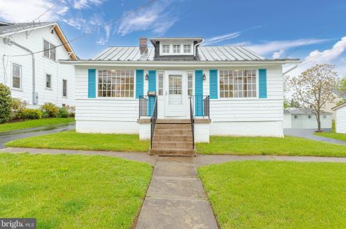 221 Loudoun St, Leesburg, VA 20175-2719