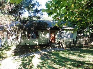 7 Brunswick Rd, Hauppauge, NY 11779-1607