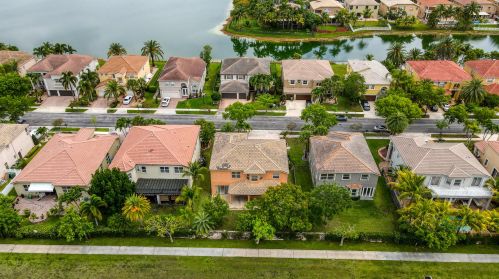 16798 16th St, Hollywood, FL 33027-1417