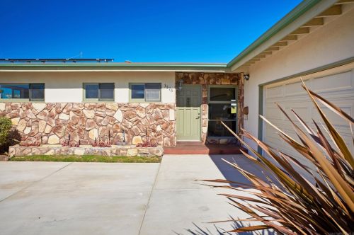 3576 Luna Ave, San Diego, CA 92117-2624