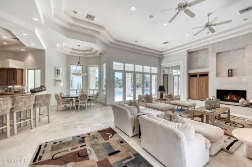 9590 55th St, Scottsdale AZ 85254-1786 exterior