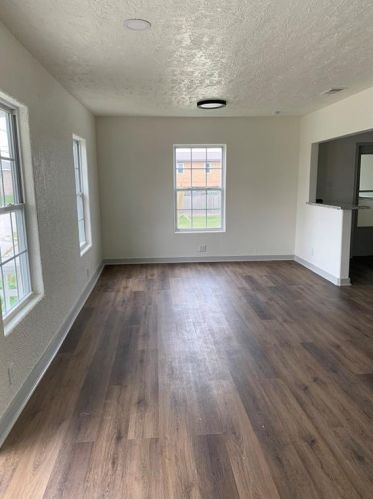 2202 67 St, Galveston TX 77551-1583 exterior