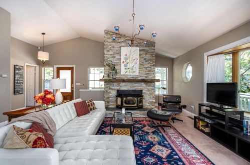 20186 Pine Mountain Dr, Groveland, CA 95321-9327