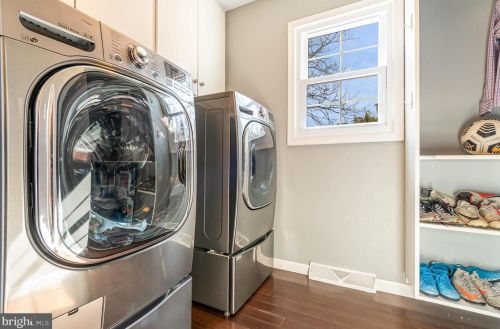 5921 Stephens Xing, Navy Sup Dpt PA 17050-6866 exterior