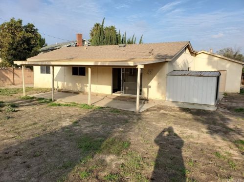 1316 Parkhurst St, Simi Valley, CA 93065-4445