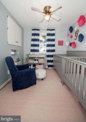 136 Green Hill Rd, Norristown PA  19406-2026 exterior