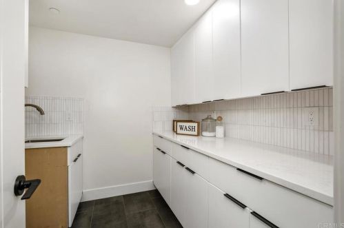 1500 Gamble Ln, Escondido CA  92029-4321 exterior