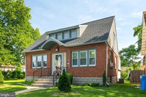 119 Avon Ave, West Deptford, NJ 08093-1805