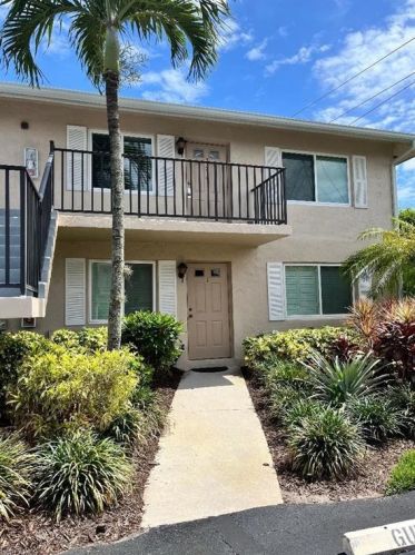 142 Palm Dr, Naples, FL 34112-6014