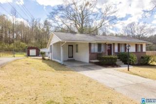 111 Hazel Dr, Bessemer, AL 35023-1920