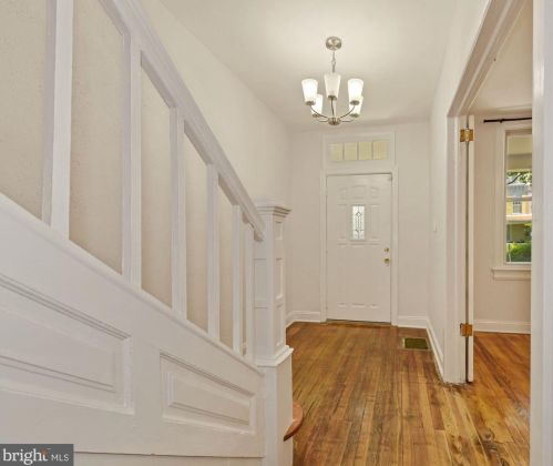 129 Quincy Pl, Washington, DC 20002-2146