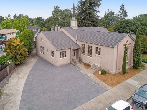 855 7 St, Santa Rosa CA  95401-6106 exterior