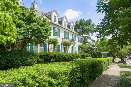 2801 34th Pl, Washington DC  20007-1406 exterior