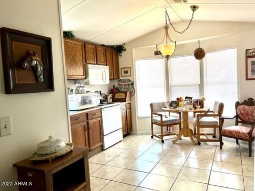 501 Ray Rd, Chandler, AZ 85225-7284