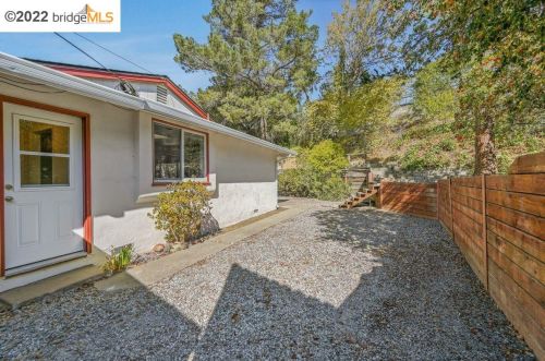 2915 Hermosa St, Pinole CA  94564-1511 exterior