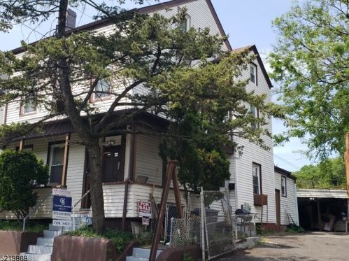 55 Ryle Ave, Paterson NJ  07522-1540 exterior