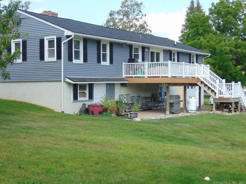 231 Beach Rd, Waterbury, CT 06716-1628