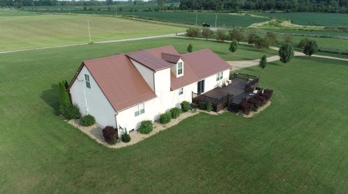 220 Taylor Rd, Sugar Grove Lake, OH 44833-9317