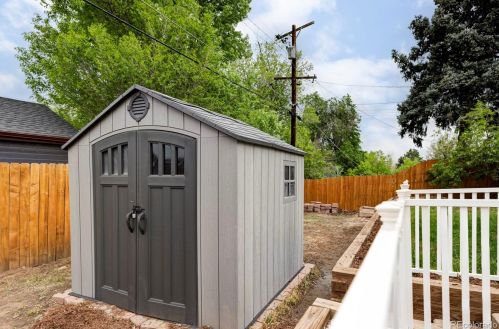 1827 Irving St, Denver CO  80204-1653 exterior