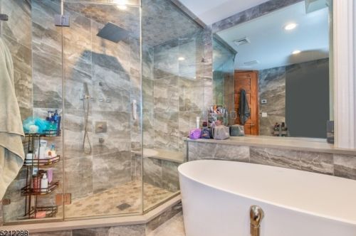 240 Main St, West Paterson NJ  07424-1351 exterior