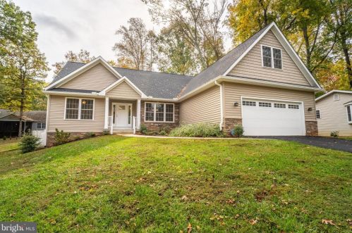 211 Edgehill Dr, Locust Grove, VA 22508-5363