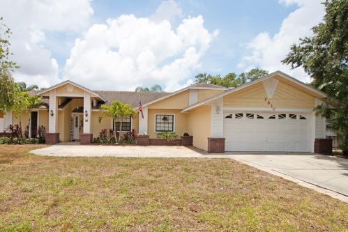 5830 107th Ter, Pinellas Park, FL 33782-2615