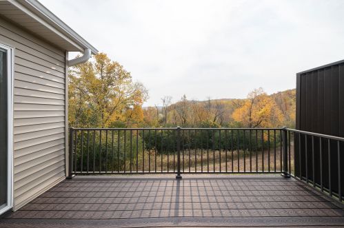 2701 Ridgeview Dr, Red Wing MN 55066-4235 exterior