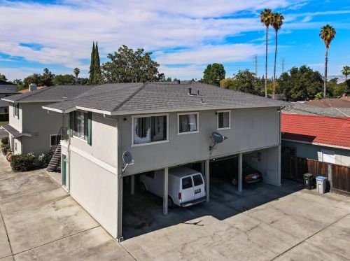 1976 Harris Ave, San Jose CA 95124-1018 exterior