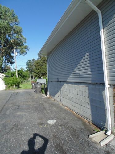 2055 Un St, Gary IN  46405-2453 exterior