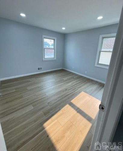 201 Campbell St, Woodbridge NJ  07095-2305 exterior