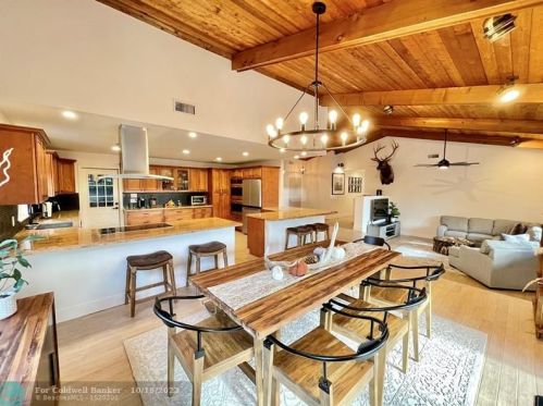 1630 118th Ter, Hollywood FL  33026-2546 exterior