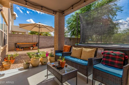 2682 Southwind Dr, Gilbert, AZ 85295-7102