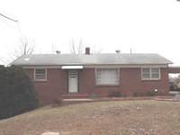 1018 Beech St, Granite Falls, NC 28630-9201