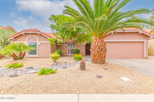 5580 Kesler St, Chandler, AZ 85226-4420