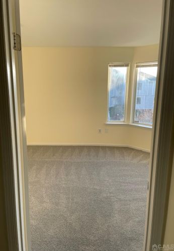 708 Jesse Way, Piscataway, NJ 08854-6411