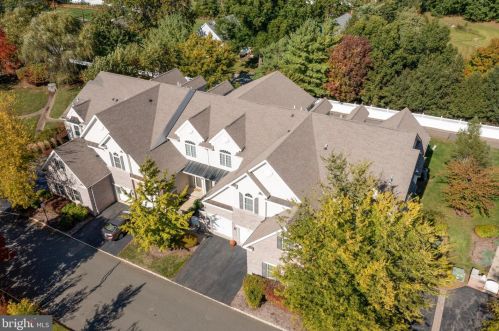 46 Schindler Ct, Lawrence Township NJ  08648-2579 exterior