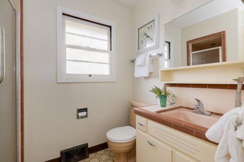 354 Carlyn Ave, Campbell CA  95008-1918 exterior