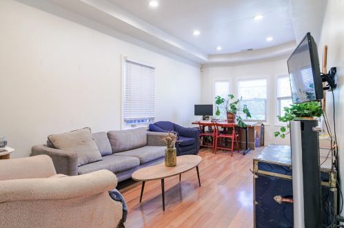 3227 Galindo St, Oakland CA  94601-2507 exterior