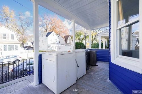 21 Ruth St, Irvington NJ  07111-2526 exterior