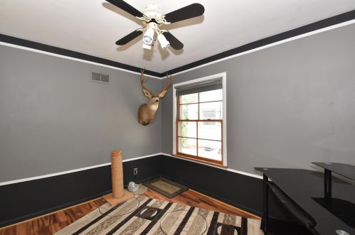 1316 101, Milwaukee WI 53214-3902 exterior