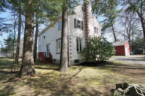 16 Beach St, Fremont NH  03044-3565 exterior