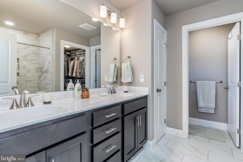 112 White Deer Way, Carlisle PA  17013-7600 exterior