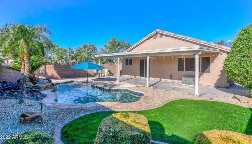 15051 Kings Dr, Sun City, AZ 85374-4436